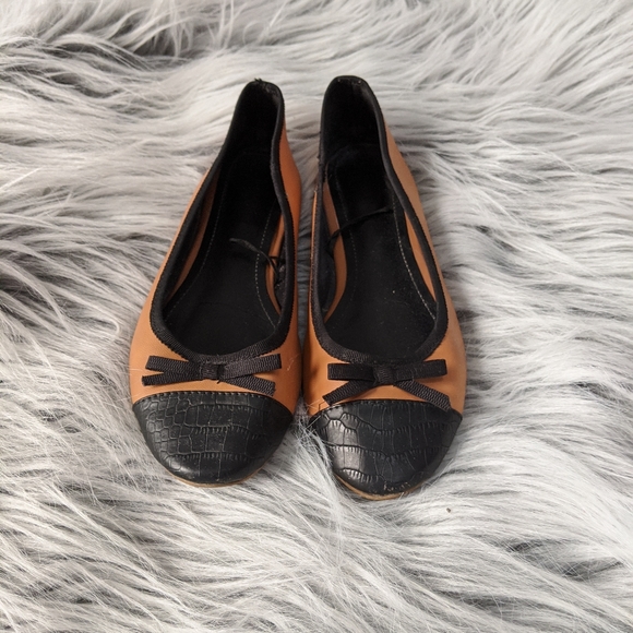 H&M Tan Flats - Picture 8 of 11